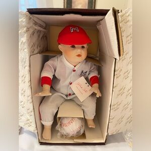 Yolanda Bello / Ashton Drake Series  “ Baseball Player “ Vintage Doll‎